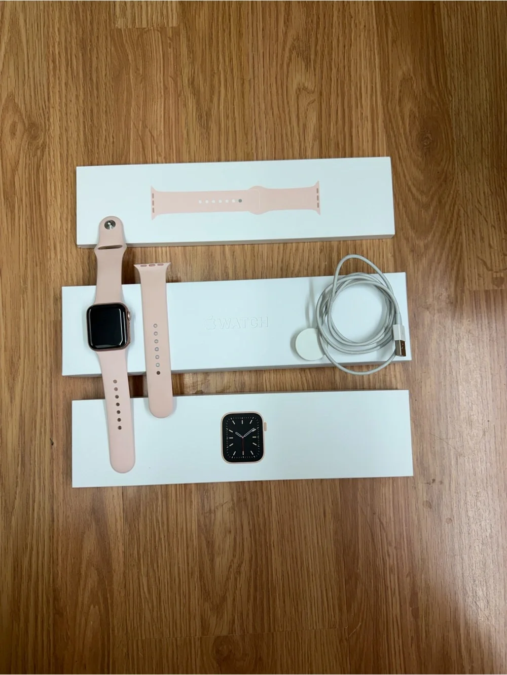 Apple Watch Series 6 - Pink Silicone Band (Pink)